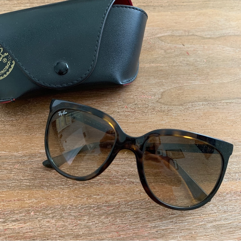 Ray Ban Cats 1000 Sunglasses Brown Tortoise Shell